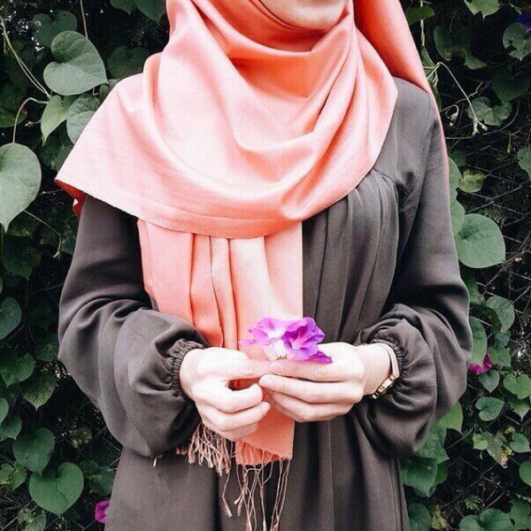 Назира Курбанова