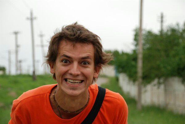 Антон Попов