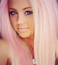 Юля Тихонова