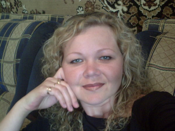 Елена Столярова