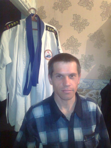 Толян Кутаров