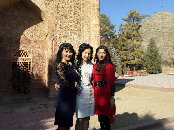 |_Бактыгуль Исакова_|