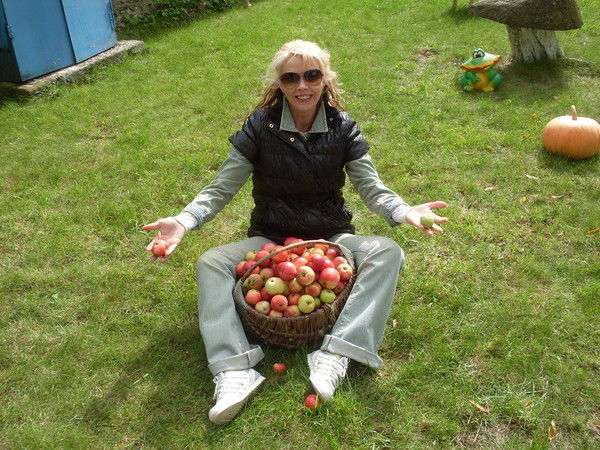 Марина Меньшина