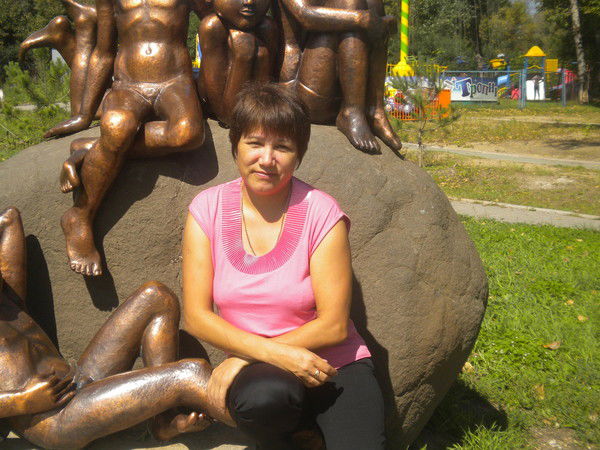 Гуля Левченко