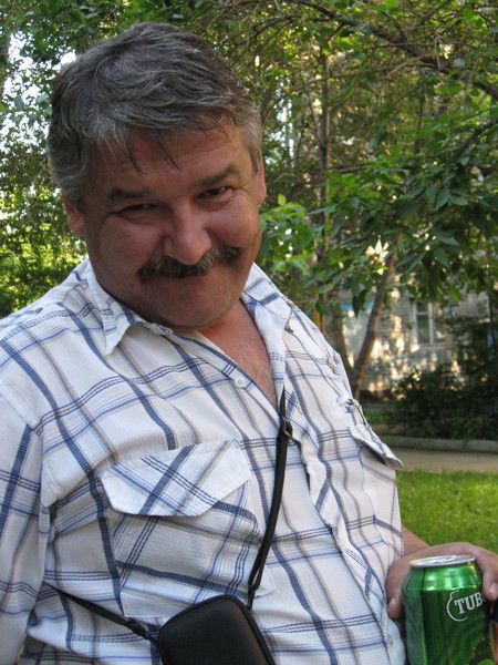 Василий Безматерных