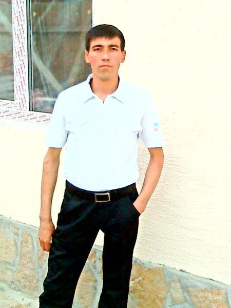 Адахам Умаров