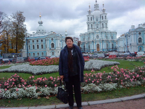 Елена Плеско