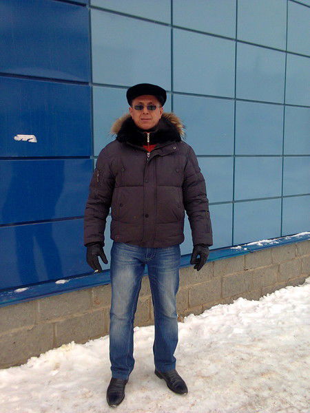 Юрий Иванов