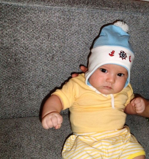 Папин Бродяга))) Мамин Симпотяга)