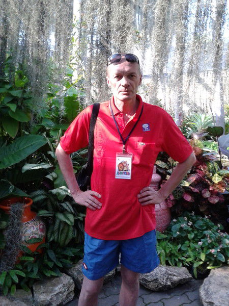 Константин Костин