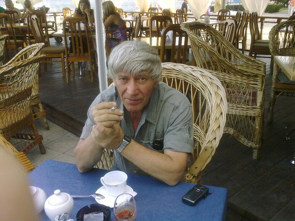 Александр Бутырин