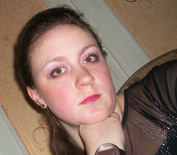 Маришка Бузова