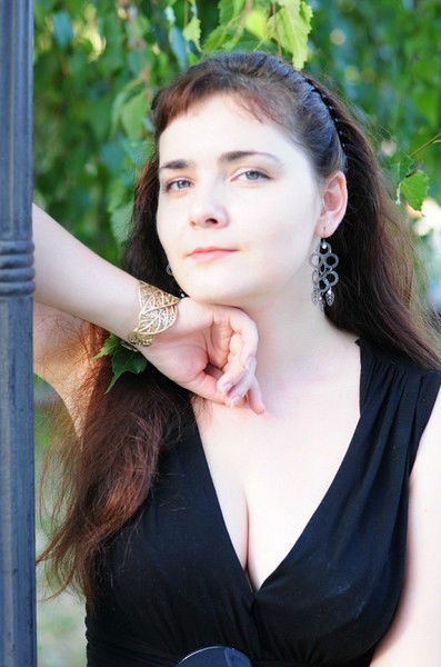 Елена Радостева