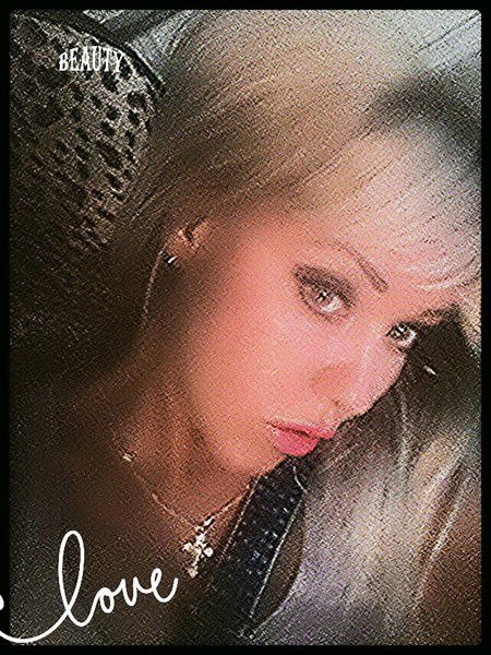 Наташа Семёнова