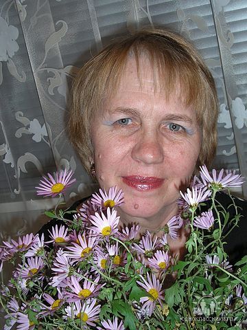 Лена Романькова