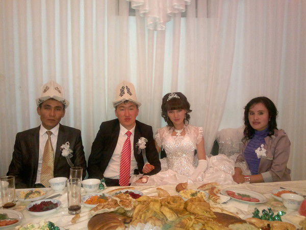 Акылбек Замира