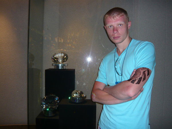 Роман Коркунов