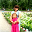 Лаура Каленова.