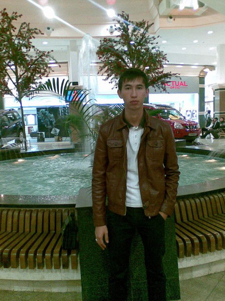 Асылбек Избасаров