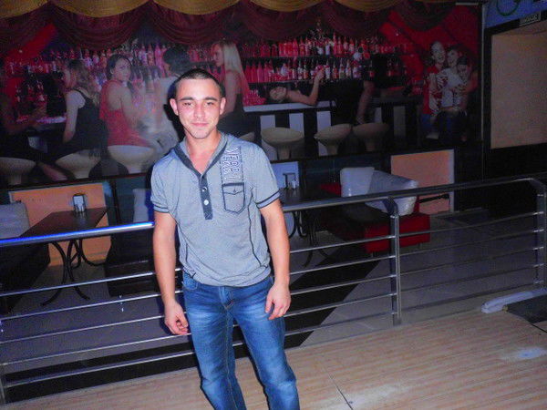 Максим Базуев