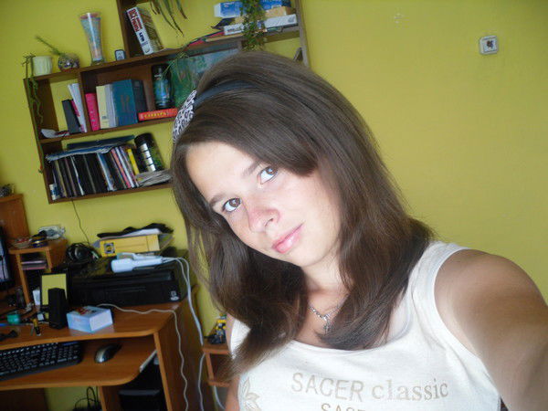 Настёна Якушева