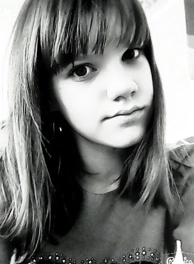 Надя Жарикова