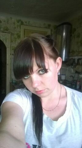 Pinki Розовая