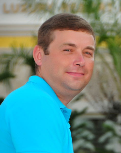 Александр Ломзин