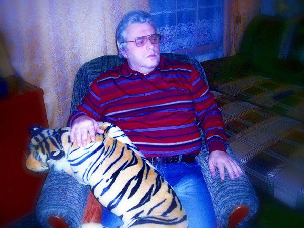 Евгений Маслов