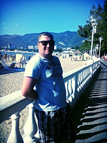 Дмитрий Кирсанов