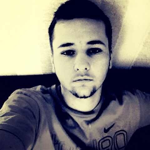 Толик Олийник