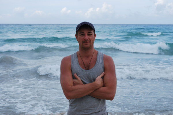 Александр Буянов