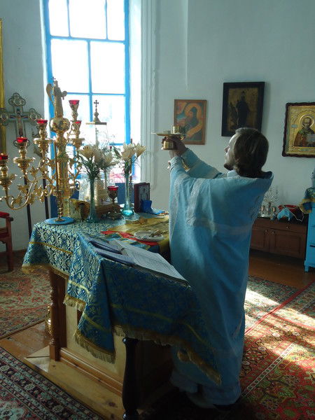 Денис Бондарь