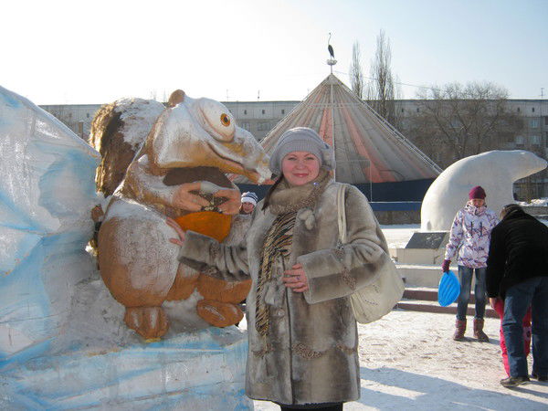 Анна Попова