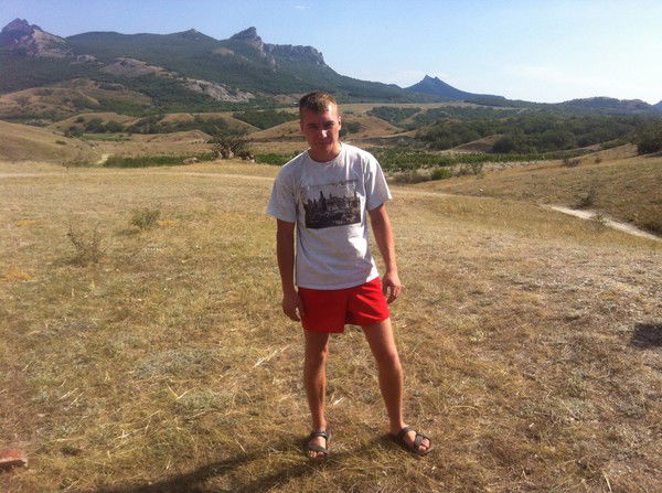 Денис Отмахов