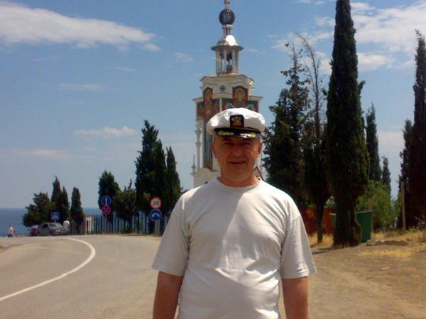 Виктор Плугатаренко