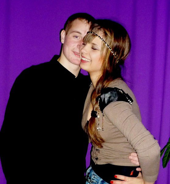 Ю_Л_Ч_Е_Н_О_К Ж_У_К_О_В_А))))))