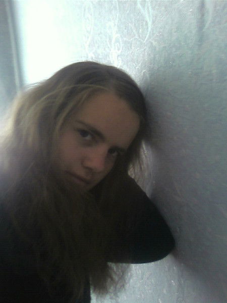 Лена Тикунова