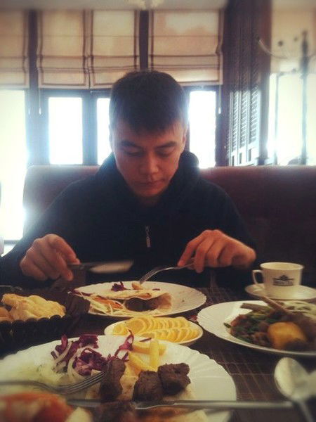 I•••atan Shermatov•••i