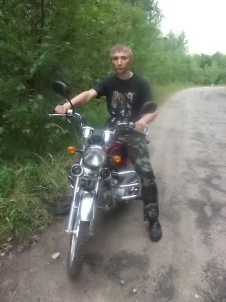 Антон Пузырёв