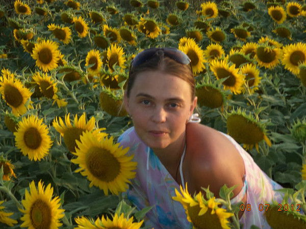 Оля Левковская