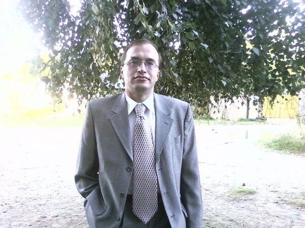 Николаев Эдуард