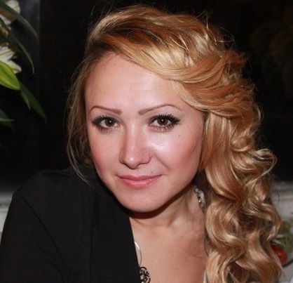 Юля Макарова