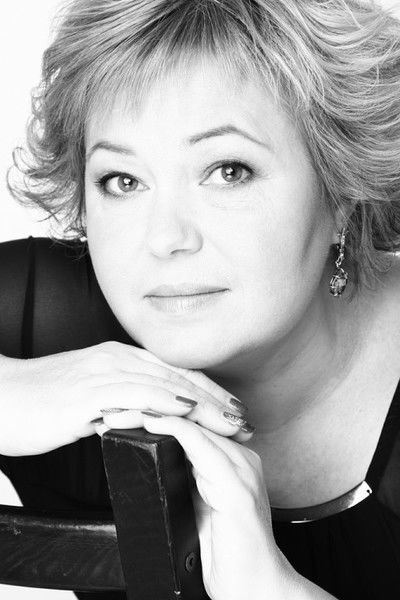 Елена Сенаторова