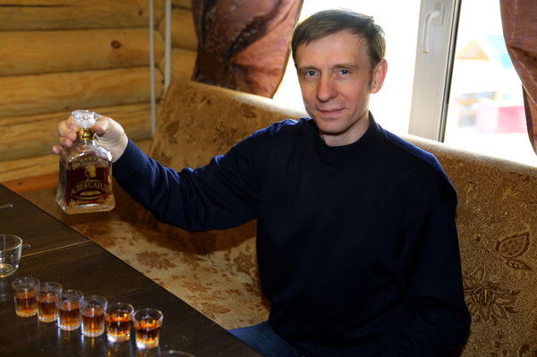 Павел Ефремов