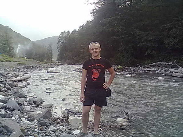 Никола Титов