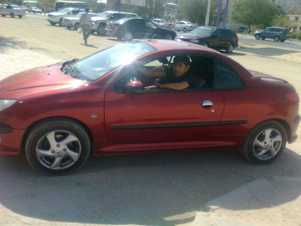 Отабек Джунусходжаев