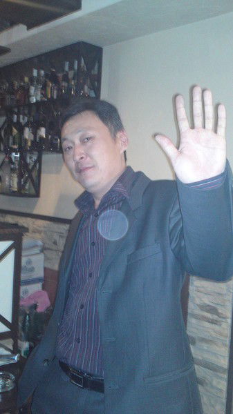 Станислав Ли