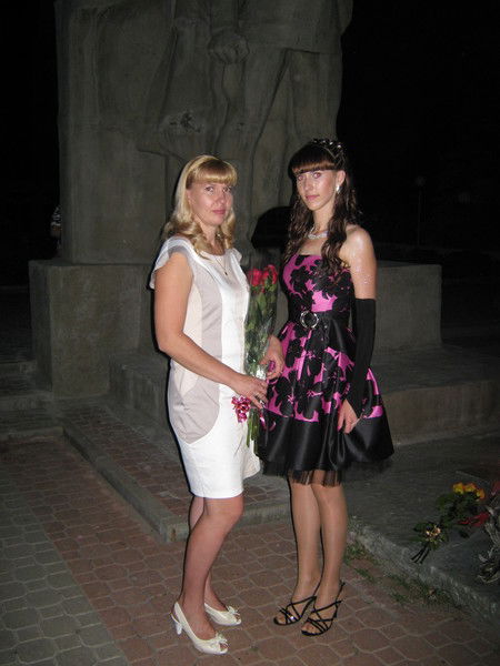 Алена Скокова