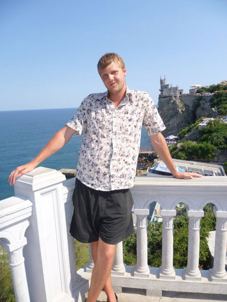 Виктор Степанов